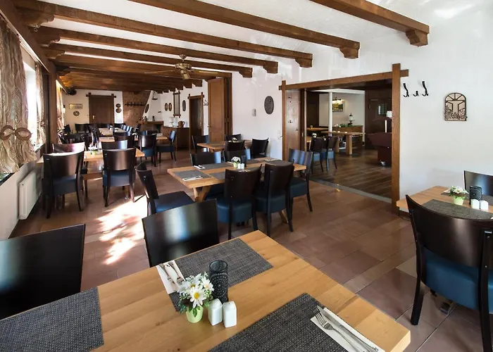 Erlesenes Hotel inmitten der Weinberge von Leiwen